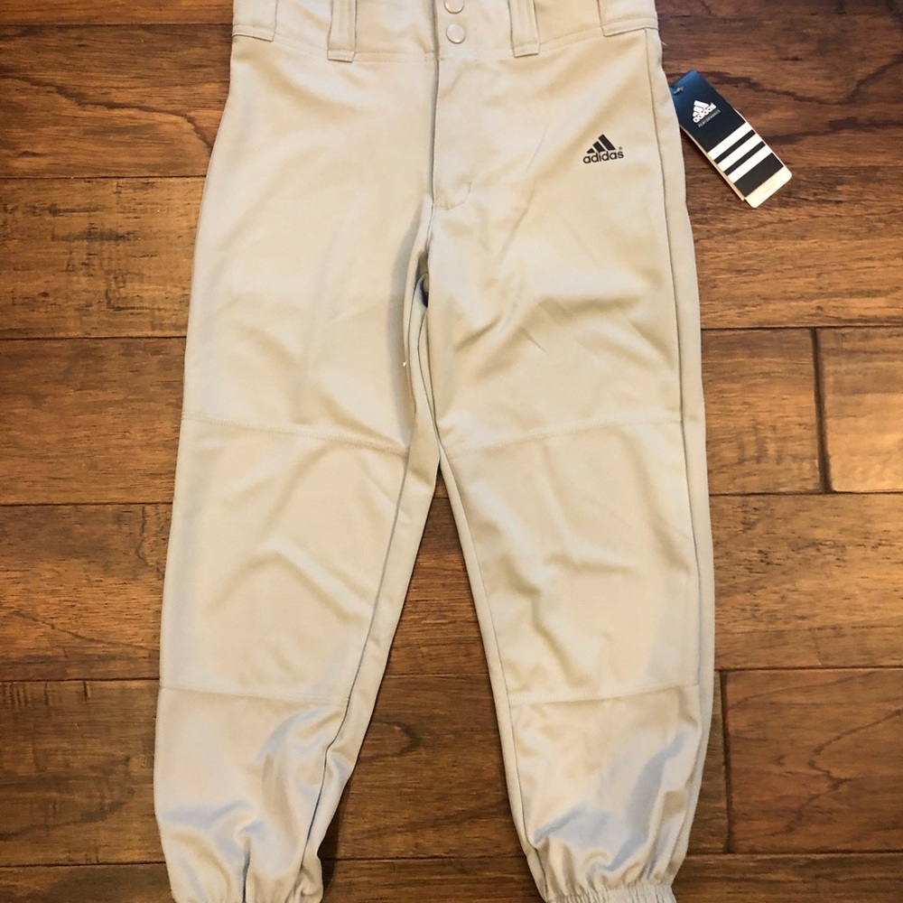 NWT Boys Gray Baseball Pants. Size S.